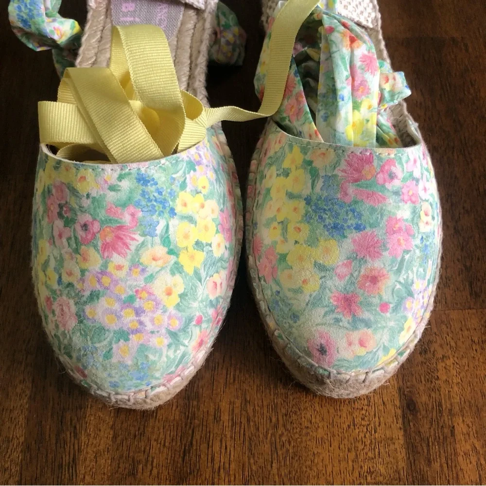 NIB $175 LoveShackFancy x Manabi Valencia Espadrilles in Rainbow Skies - size 37